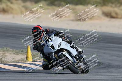 media/Nov-16-2025-Race Pace (Sun) [[8c5fa54630]]/Non Verified Riders (1st 20 Minutes)/2-Turn 10 (1010am)/